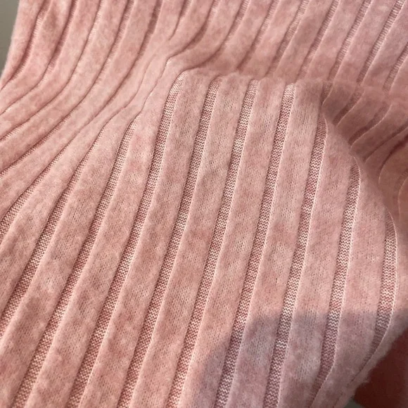 Pink Off-Shoulder Ribbed Dress - Picture 2 of 4